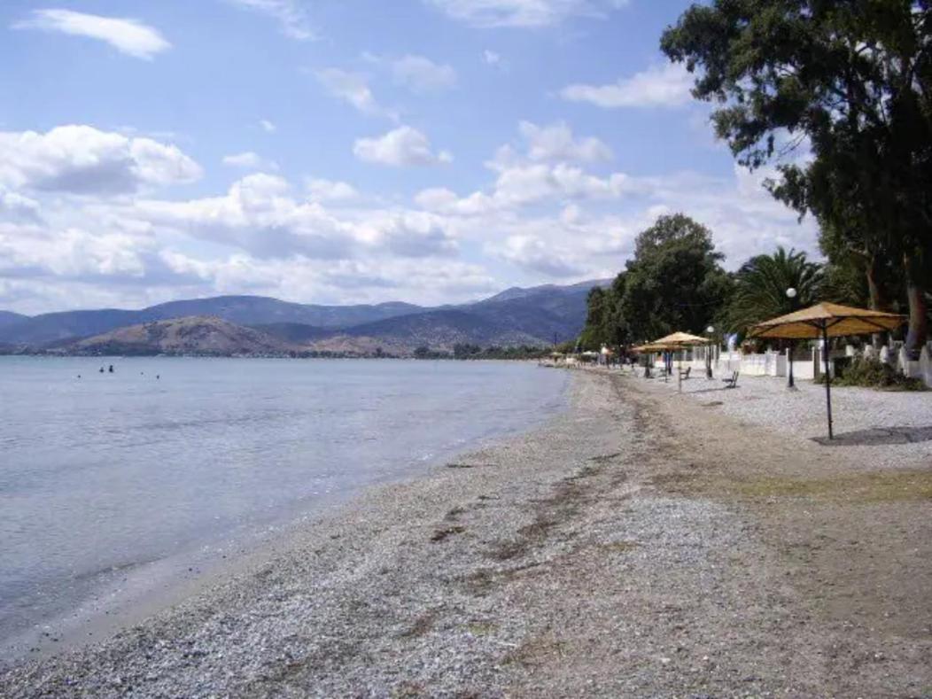 Вилла Παραθαλάσσιο Σπίτι Θαλάσσια Αυρα Нафплион Экстерьер фото